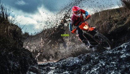 在线娱乐：从西班牙低级别联赛到中超抢断王，杨希的逆袭之路