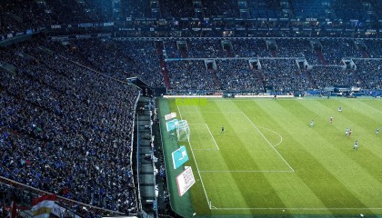 在线娱乐：2025客家杯国际足球超级挑战赛激情揭幕 传统与现代碰撞点燃绿茵盛宴