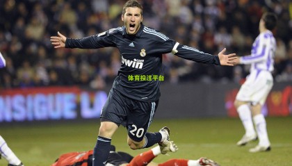 在线娱乐：朱辰杰坚定表态，全力以赴每一战，国足精神闪耀绿茵场