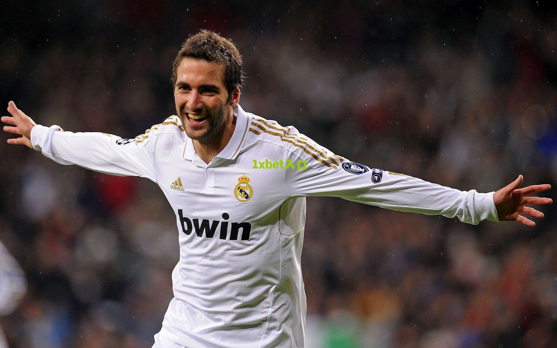 詹姆斯直言短暂休整无益团队节奏，保罗淡然回首称生涯无悔